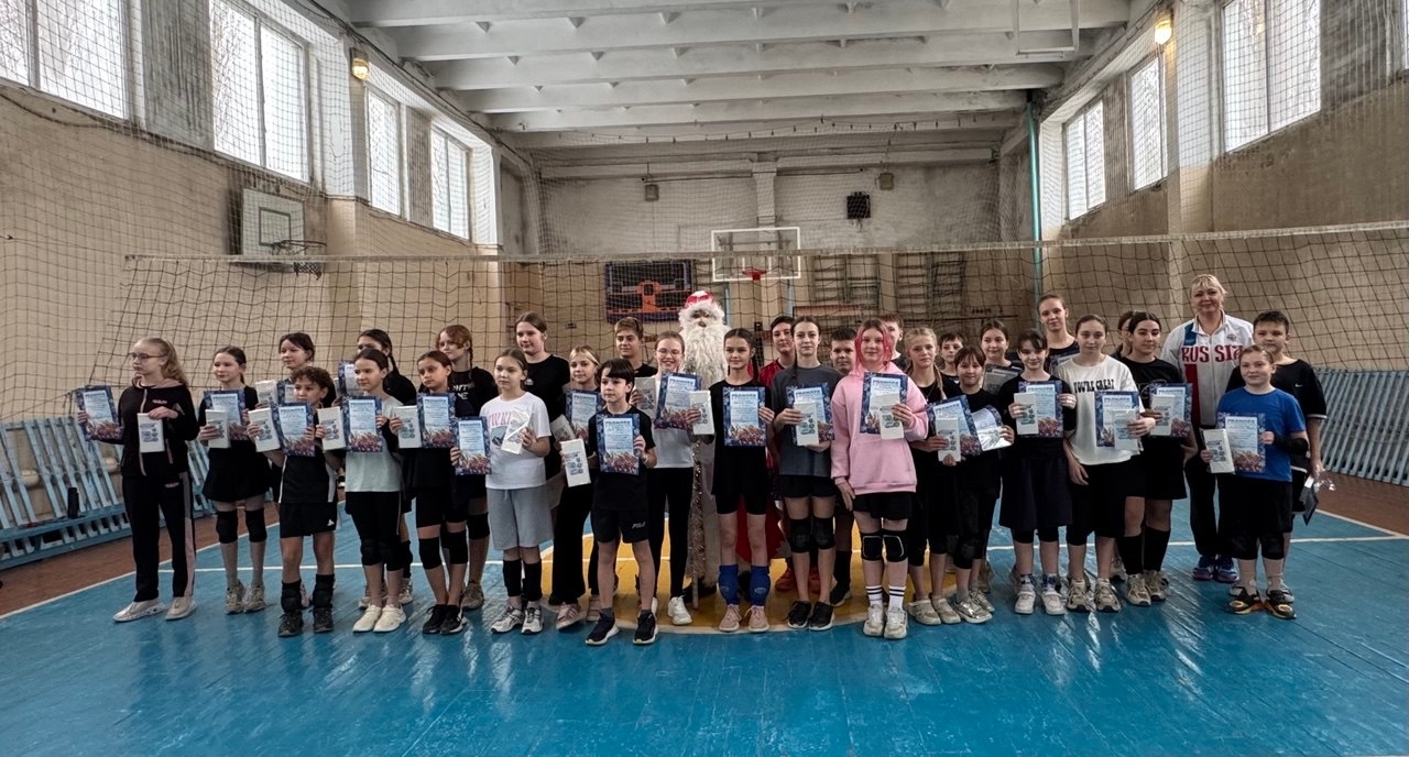 Новогодние турниры по волейболу